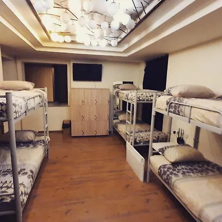 Hostel Plovdiv ホステル *